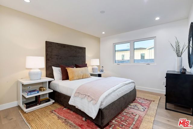 3528 Walnut Avenue, Manhattan Beach, California 90266, 5 Bedrooms Bedrooms, ,3 BathroomsBathrooms,Residential,Sold,Walnut,23238455