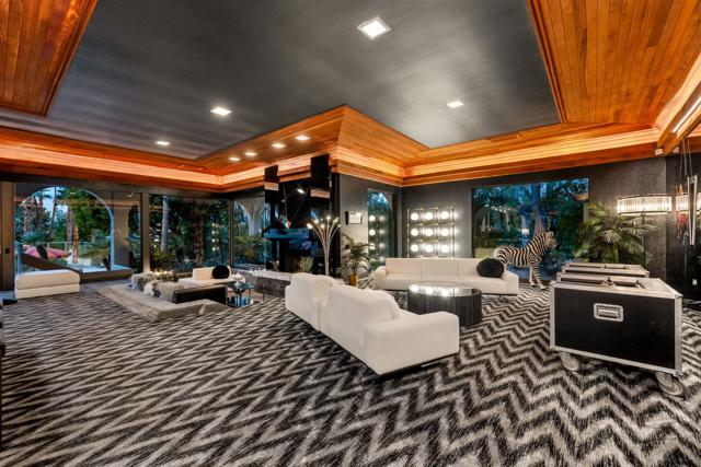 70663 Oroville Circle, Rancho Mirage CA: https://media.crmls.org/mediaz/373fca76-8d9a-46dc-b343-60b9fb0f1744.jpg