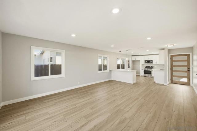 2990 Greyling Dr, San Diego CA: https://media.crmls.org/mediaz/373ff8e1-352c-4667-9f19-f93b42572473.jpg