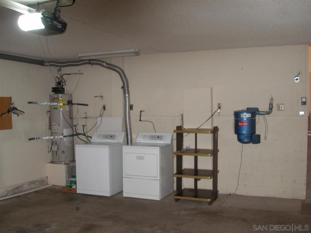 4082 Mahaila Avenue - photo 14