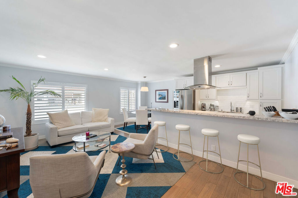 933 11th Street #21