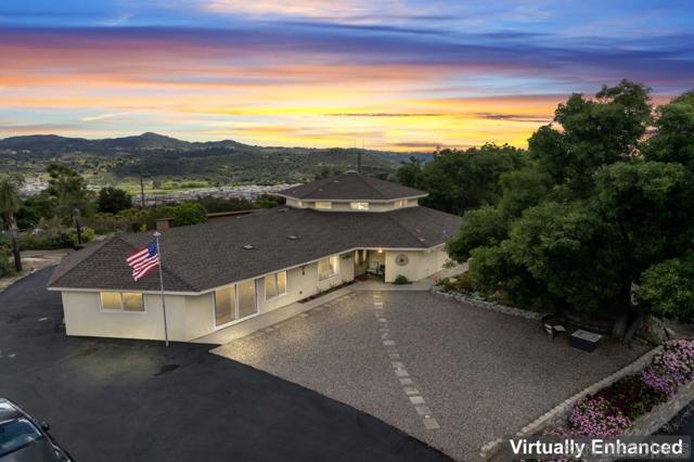 28149 Orange Terrace, Valley Center CA: https://media.crmls.org/mediaz/374299f4-d735-49ee-8021-493b06c81932.jpg