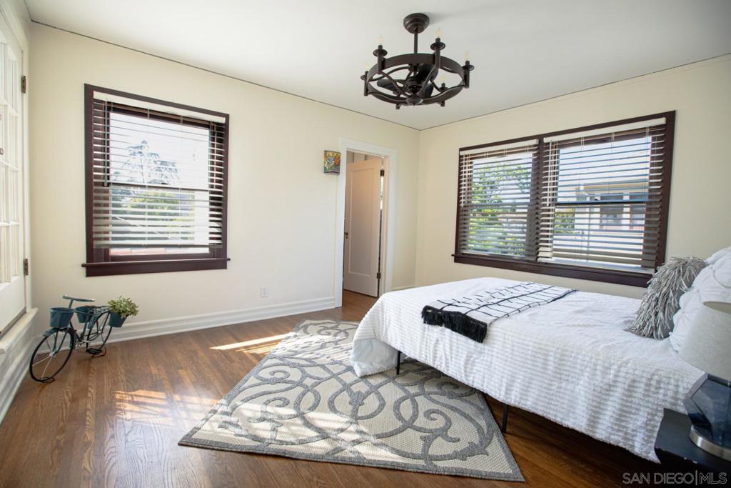 MLS #250024850SD img 25