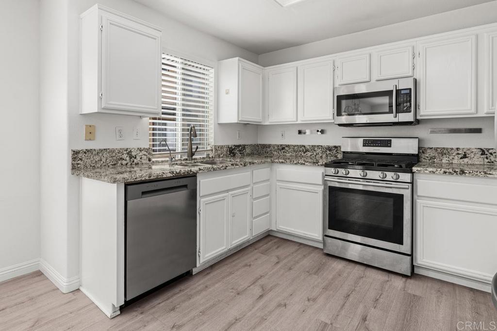 10340 Wateridge Circle - photo 19