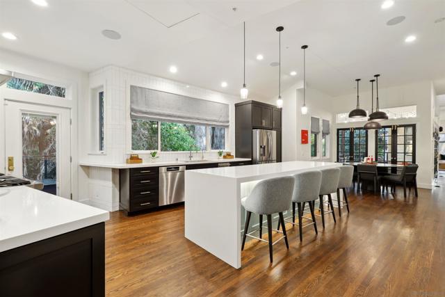 4525 27 Conrad Drive, La Mesa CA: https://media.crmls.org/mediaz/3743dec8-53a0-4097-9596-da7d686c425e.jpg