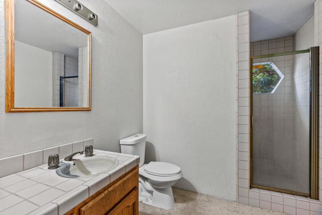 Image 14 of 32 For 420 Sweetwood Way