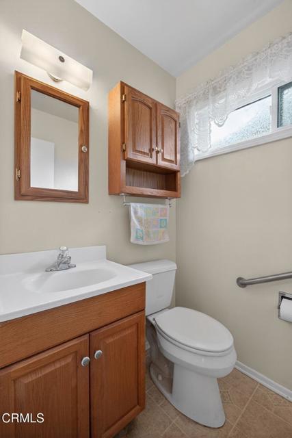 Detail Gallery Image 19 of 38 For 2110 Rhonda St, Oxnard,  CA 93036 - 3 Beds | 2/1 Baths