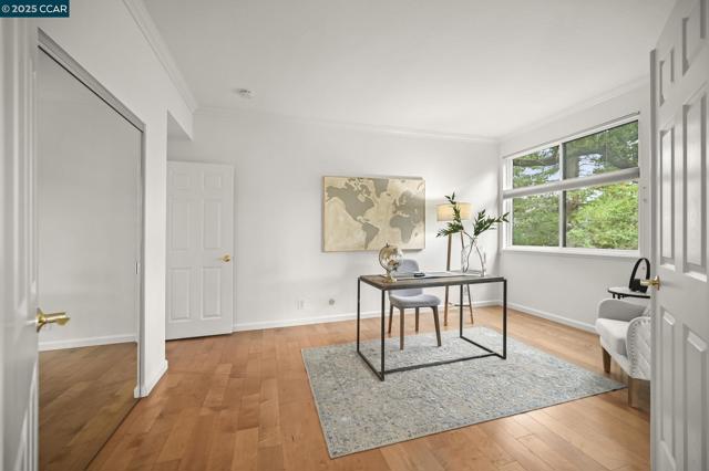 1281 Avenida Sevilla, Walnut Creek CA: https://media.crmls.org/mediaz/3747ac8b-1fbf-4536-ba1a-c97f4e98b289.jpg