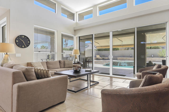 41800 Jones Drive, Palm Desert CA: https://media.crmls.org/mediaz/3747d277-c9fb-4ddd-b04b-aa95d78184b1.jpg