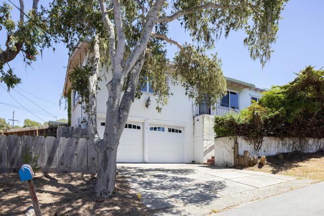 1113 Buena Vista Avenue, Pacific Grove CA: https://media.crmls.org/mediaz/3748b553-1722-4095-8559-e67896605e48.jpg