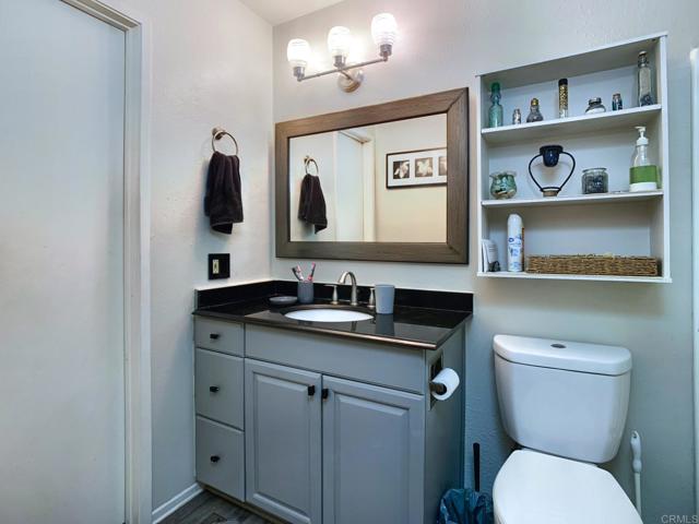 12553 Mapleview Street, Lakeside CA: https://media.crmls.org/mediaz/3748ce81-da38-4f4c-81f2-6b85673aa95f.jpg