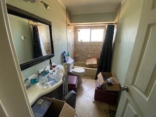 17685 Vierra Canyon Road, Salinas CA: https://media.crmls.org/mediaz/374987be-2188-4219-b51a-f20fd6cf3d95.jpg