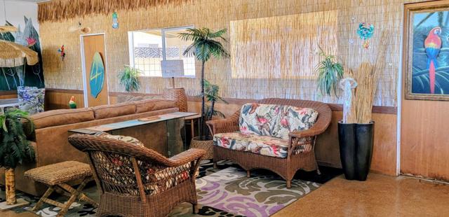 257 Del Mar, Palm Springs CA: https://media.crmls.org/mediaz/3749ee55-8cf0-481c-acf2-23a7babb7c03.jpg