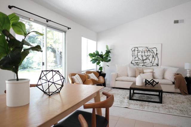 4835 Glenhaven Dr, Oceanside CA: https://media.crmls.org/mediaz/3749f501-0310-4e72-84b5-7c6e81db4808.jpg