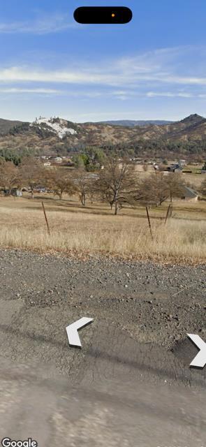 2399 Indian Hill Road, Clearlake Oaks CA: https://media.crmls.org/mediaz/3749ff6d-8dff-4ee1-9d8a-868592c30f16.jpg