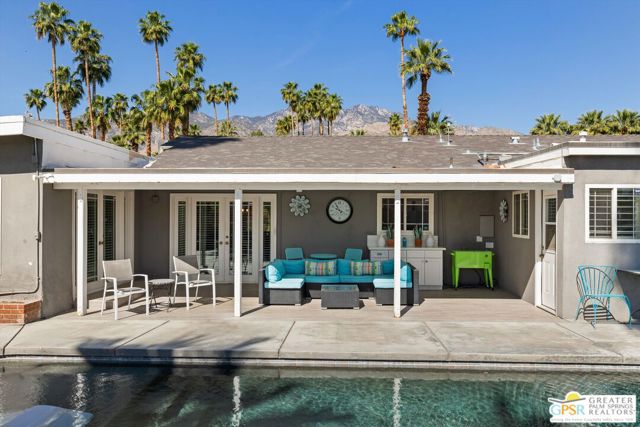 1186 S San Joaquin Drive, Palm Springs CA: https://media.crmls.org/mediaz/374b038d-1d33-41b8-88ed-a7a2145985e6.jpg