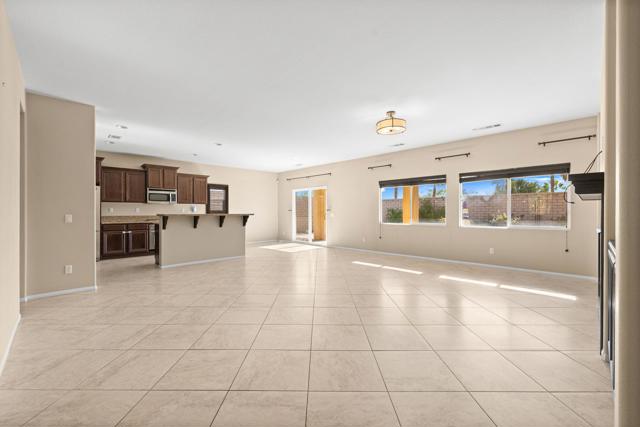 73861 Da Vinci Court, Palm Desert, CA 92211