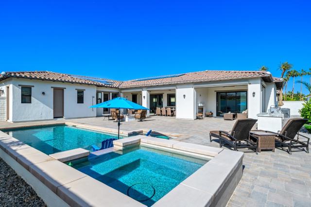75201 Citadel Place, Indian Wells CA: https://media.crmls.org/mediaz/374b7aa4-9153-41a6-bf1b-01f38f4fc919.jpg