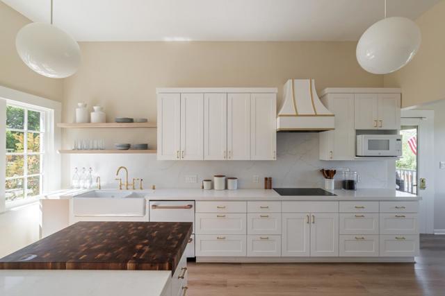 730 Mora Drive, Los Altos CA: https://media.crmls.org/mediaz/374c4b13-c3d4-4787-9b9b-8901589cd957.jpg