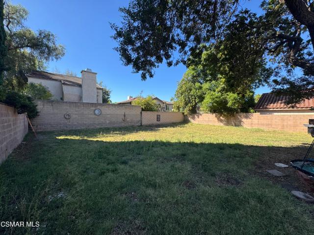 1459 Willowbrook Lane, Simi Valley CA: https://media.crmls.org/mediaz/374c6ead-e4be-49b8-836d-e972eb8c189d.jpg