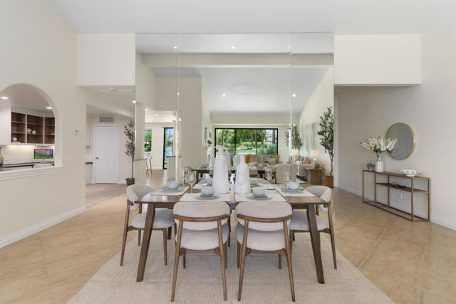 95 Lookout Drive, Palm Desert CA: https://media.crmls.org/mediaz/374d6389-6267-479d-bac2-532abe667118.jpg