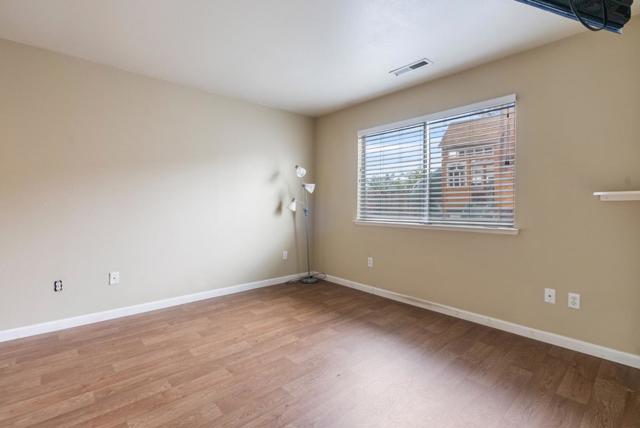 1001 Eagle Drive, Salinas CA: https://media.crmls.org/mediaz/374e2b05-fc39-49bb-ac07-46f181ece1bf.jpg