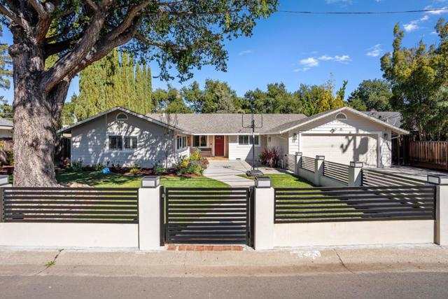 Image 3 of 27 For 10440 Mann Drive