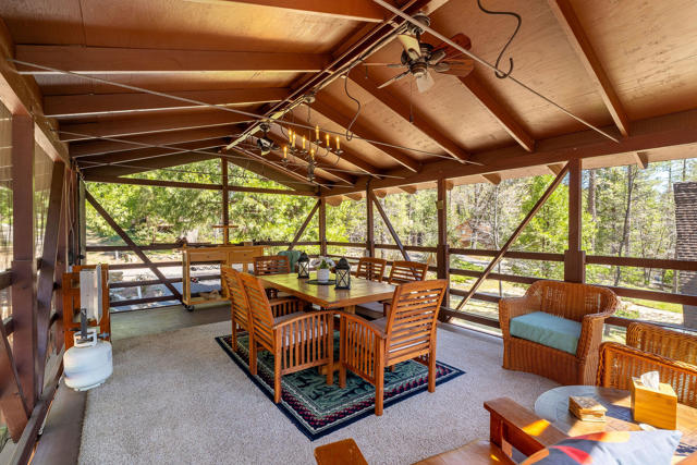 25445 Palomar Road, Idyllwild CA: https://media.crmls.org/mediaz/375028e7-1bd4-4592-9479-45f223b7bec8.jpg