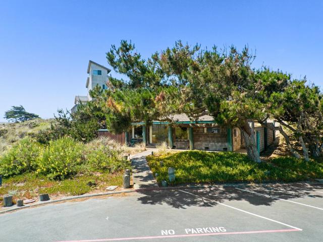 66 Avocet Circle, Watsonville CA: https://media.crmls.org/mediaz/3750f61c-c96d-4503-a313-eb83d58b43f3.jpg