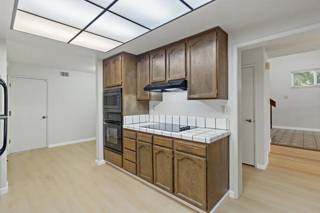 Image 21 of 56 For 1257 Bracebridge Court