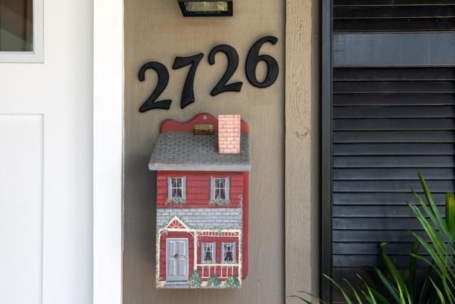 2726 Saint Giles Lane, Mountain View CA: https://media.crmls.org/mediaz/37523e5d-18fc-4411-8e28-7af7d300b080.jpg
