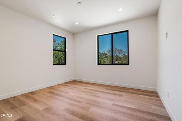 Detail Gallery Image 62 of 68 For 2821 Los Robles Rd, Thousand Oaks,  CA 91362 - 3 Beds | 2/1 Baths