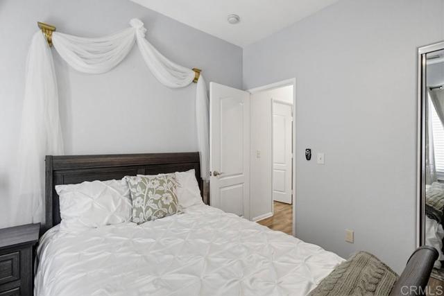 Detail Gallery Image 21 of 36 For 6133 Verda Ln, San Diego,  CA 92130 - 2 Beds | 2/1 Baths