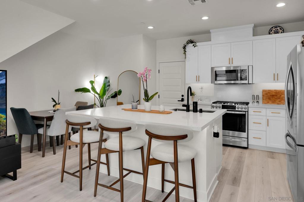 9161 Hala Way - photo 8