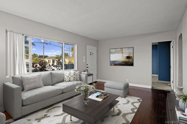 795 W Washington Ave, El Cajon CA: https://media.crmls.org/mediaz/37543a89-200b-4caf-9a7f-8dd3bd7aaa05.jpg