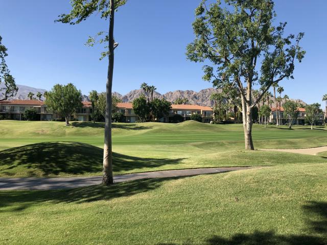 55371 Winged Foot, La Quinta CA: https://media.crmls.org/mediaz/37546ee1-2828-4f55-b92f-e1ae6c1c2937.jpg