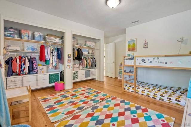 11668 Altoona Dr, El Cajon CA: https://media.crmls.org/mediaz/3755281c-20ad-4848-8c9f-f9f57f0712ba.jpg