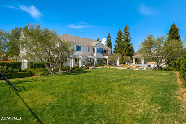 2160 Marshbrook Road, Thousand Oaks CA: https://media.crmls.org/mediaz/37586517-df63-4f3e-9d00-139c376b9b59.jpg