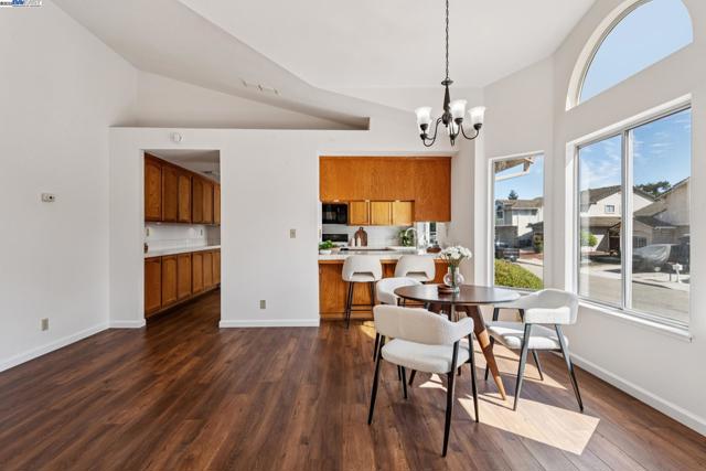 4415 Folsom Dr, Antioch CA: https://media.crmls.org/mediaz/3759c4a9-bdf9-41e8-8a51-4610eeb7ab8f.jpg