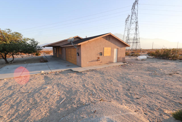 64665 Thumb Drive, Desert Hot Springs CA: https://media.crmls.org/mediaz/375a53ef-6461-4697-ba67-218f551a0ef5.jpg