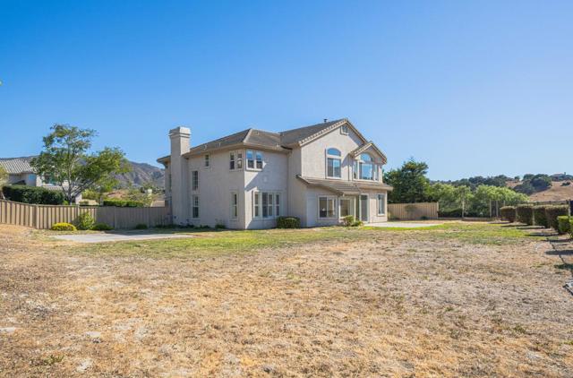27606 Prestancia Circle, Salinas CA: https://media.crmls.org/mediaz/375a5ffc-8382-4f0b-89d9-ce95231391df.jpg