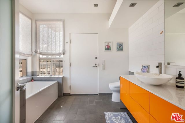 1933 Selby Avenue, Los Angeles CA: https://media.crmls.org/mediaz/375b3654-bf45-4fe8-aaf1-20db1b732719.jpg