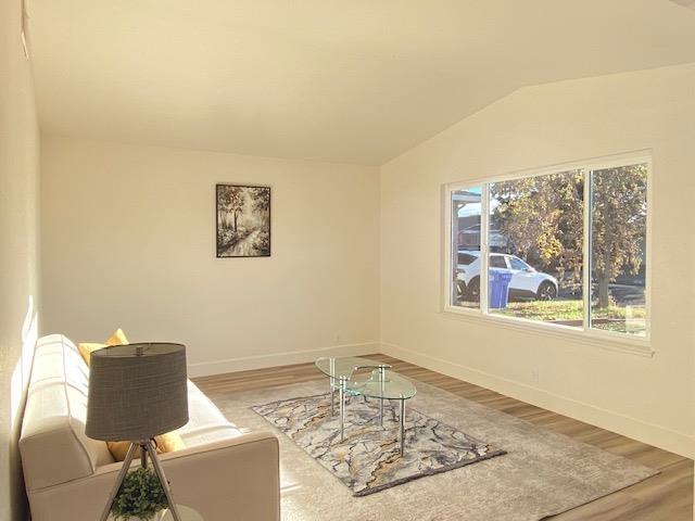 Image 7 of 44 For 1832 Elkwood Dr