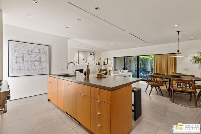 599 N Tercero Circle, Palm Springs, CA 92262