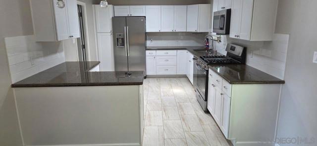 10744 Louisa Dr, La Mesa CA: https://media.crmls.org/mediaz/375e2113-2f16-42a8-b92f-1de0f211d04f.jpg