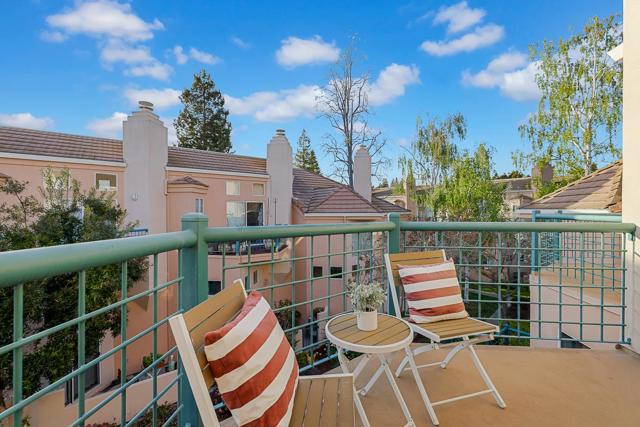 977 Asilomar Terrace, Sunnyvale CA: https://media.crmls.org/mediaz/37604552-a1b9-4a22-93ea-58057973995f.jpg