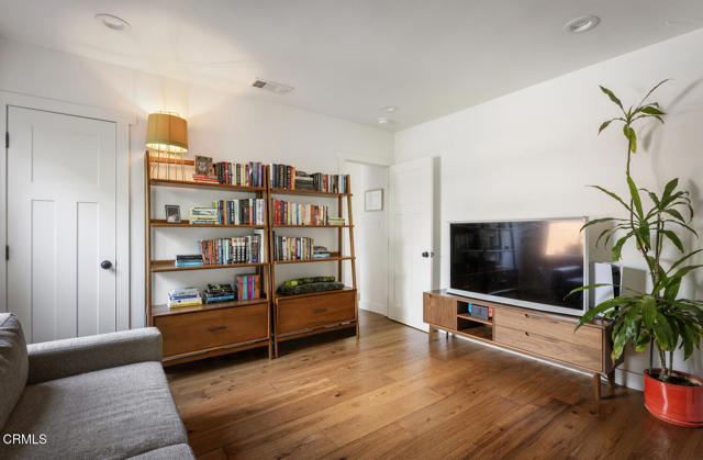 Detail Gallery Image 16 of 28 For 559 Macdonald St, Pasadena,  CA 91103 - 2 Beds | 1 Baths