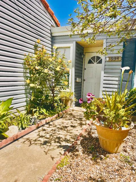 1634 Cuevas Circle, Salinas CA: https://media.crmls.org/mediaz/3760ce0c-4bf4-4669-88e0-21c497578b10.jpg