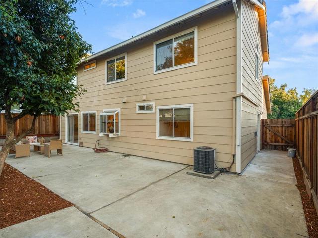 1507 New Bedford ct Court, San Jose CA: https://media.crmls.org/mediaz/3760e6d5-b02d-44d1-96af-4978e8b72c40.jpg