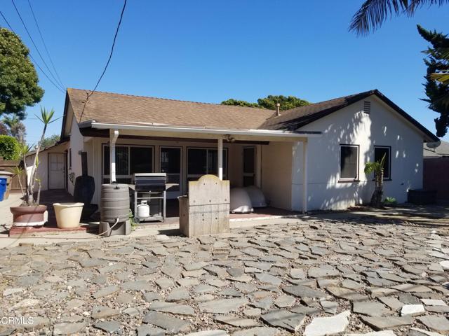 431 Eva Street, Ventura CA: https://media.crmls.org/mediaz/3761c5ee-1b21-4335-9385-c10ebb7f169e.jpg